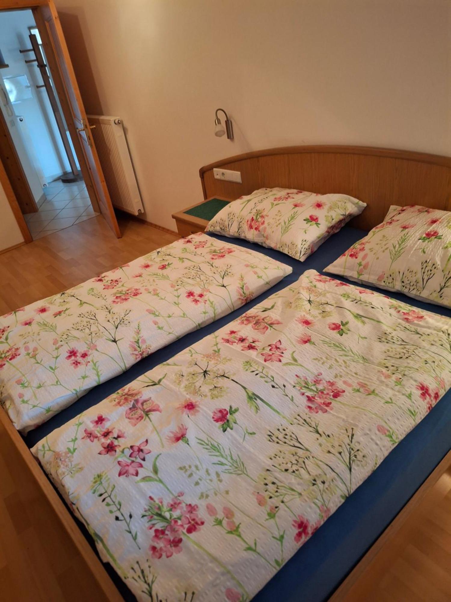 Bertoldihof Lägenhet Cortaccia Exteriör bild