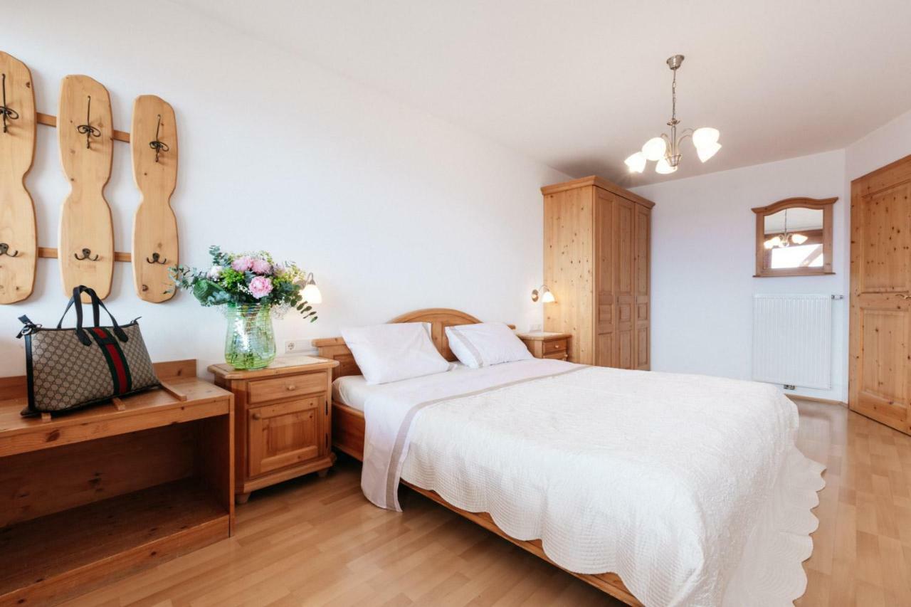 Bertoldihof Lägenhet Cortaccia Exteriör bild